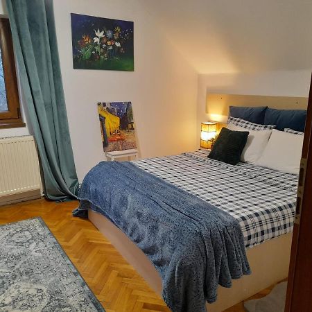 Ferienwohnung La Rossa Brașov Exterior foto